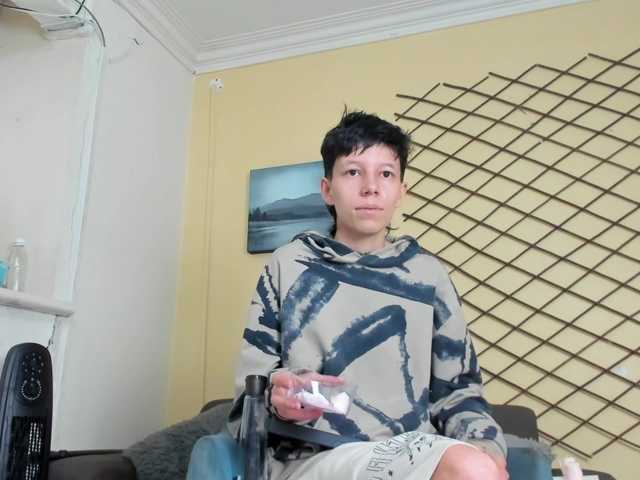 LiamBrown09 live cam on BongaCams