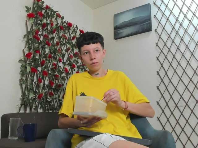 LiamBrown09 live cam on BongaCams