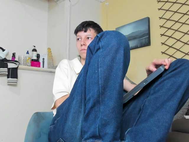 LiamBrown09 live cam on BongaCams
