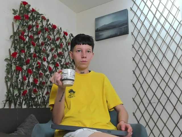 LiamBrown09 live cam on BongaCams