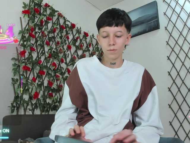 LiamBrown09 live cam on BongaCams
