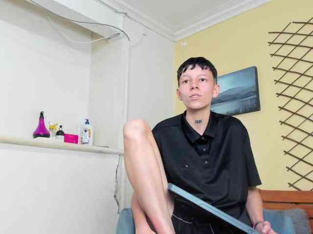 Modelo: LiamBrown09