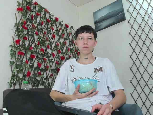 LiamBrown09 Live Webcam on BongaCams