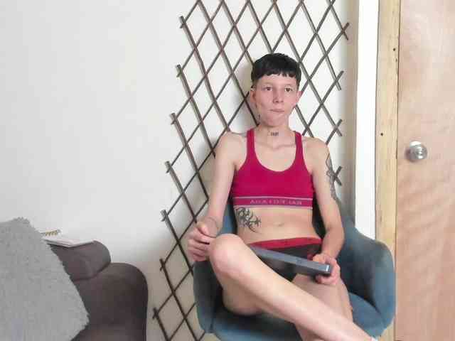 Modelo: LiamBrown09