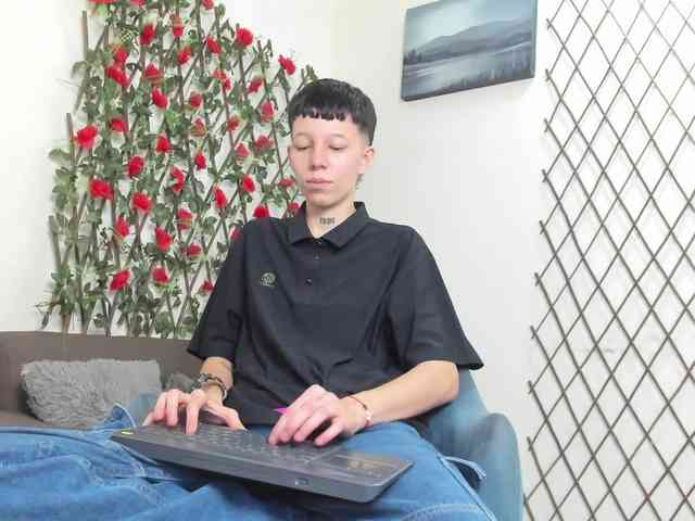 Modelo: LiamBrown09