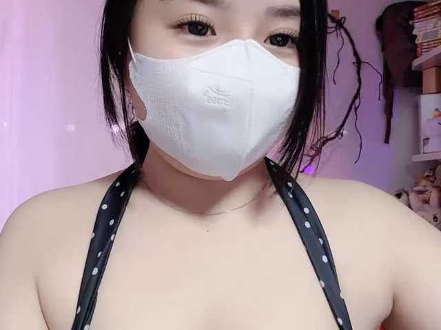 Sralet20 live cam on BongaCams