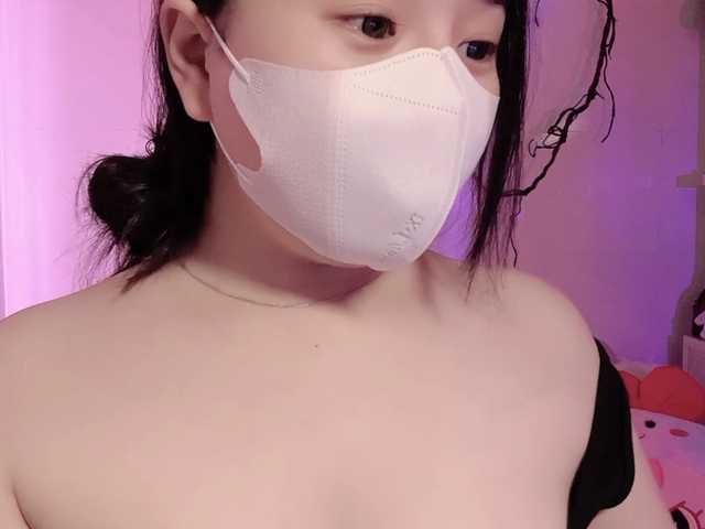 le modèle Sralet20 est en webcam porno dans un show sur le site bongacams, il possède les tags suivants: Asian,Brunette,Shaved