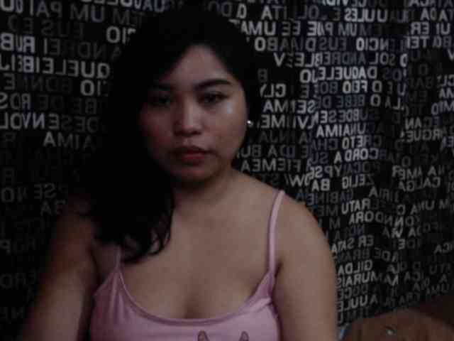 Meomi25 Live Webcam on BongaCams