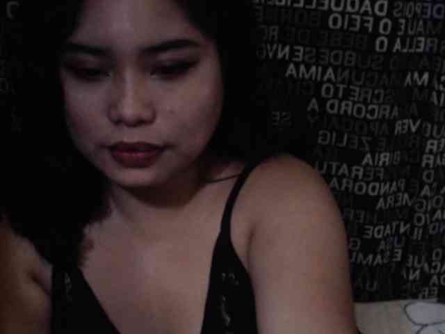 Meomi25 webcam