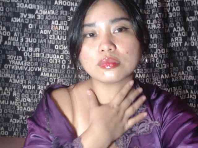 Meomi25 webcam