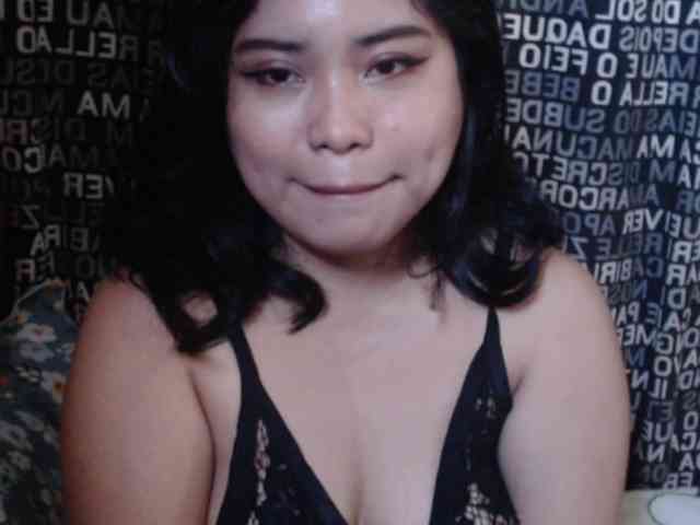 Meomi25 webcam