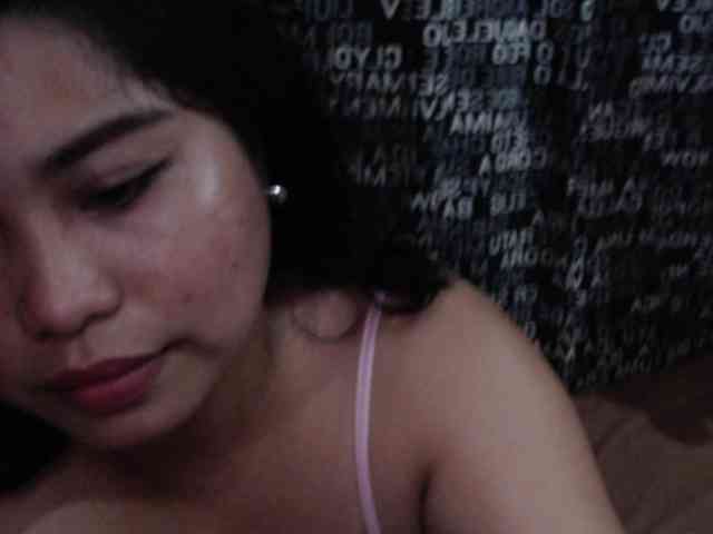 Meomi25 webcam