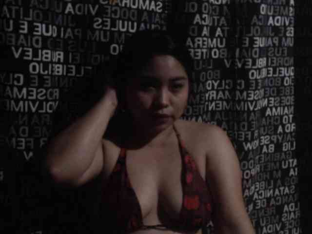 Meomi25 webcam