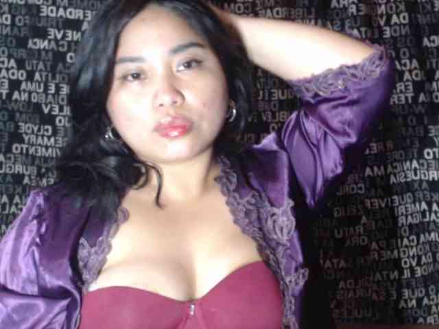 Meomi25 webcam