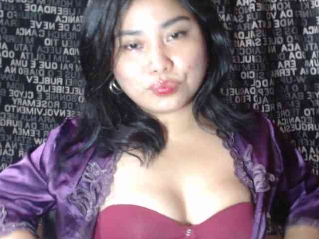 Meomi25 webcam