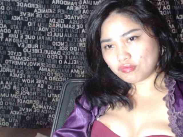 Meomi25 webcam
