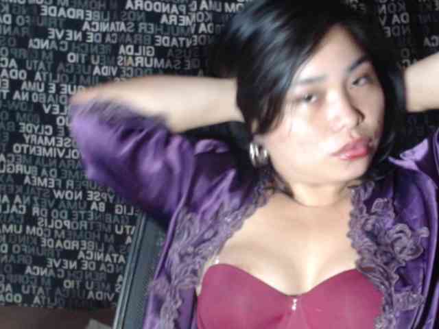 Meomi25 webcam