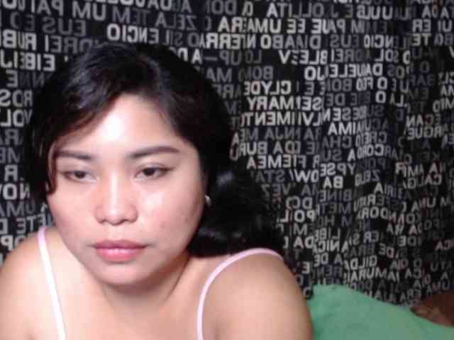 Meomi25 webcam