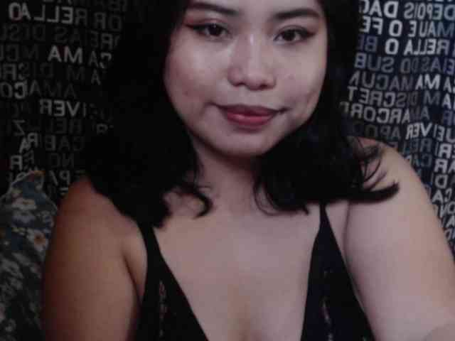 Meomi25 webcam