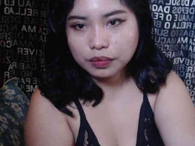 Meomi25 webcam