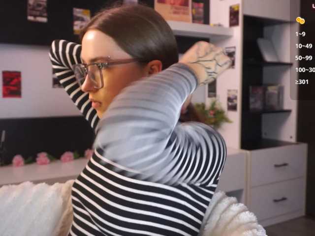 EvaVonMarx live cam on BongaCams