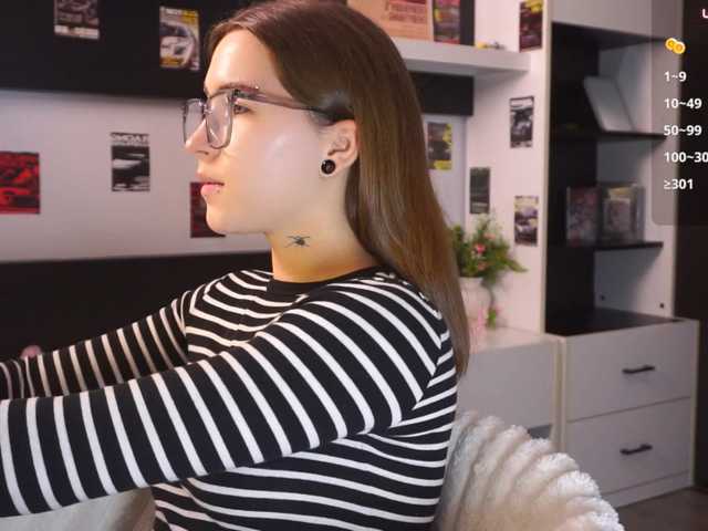 EvaVonMarx live cam on BongaCams