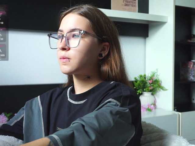 EvaVonMarx — live female cam