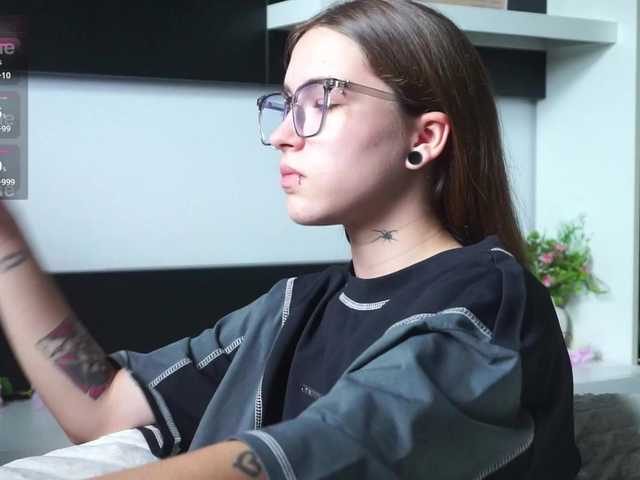 EvaVonMarx live cam preview