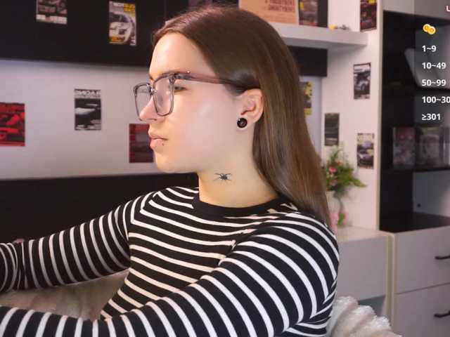 EvaVonMarx live cam on BongaCams