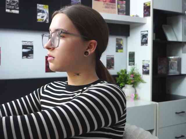 EvaVonMarx webcam