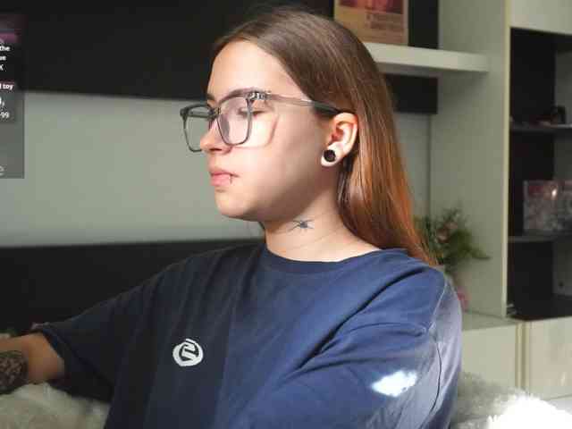 EvaVonMarx webcam