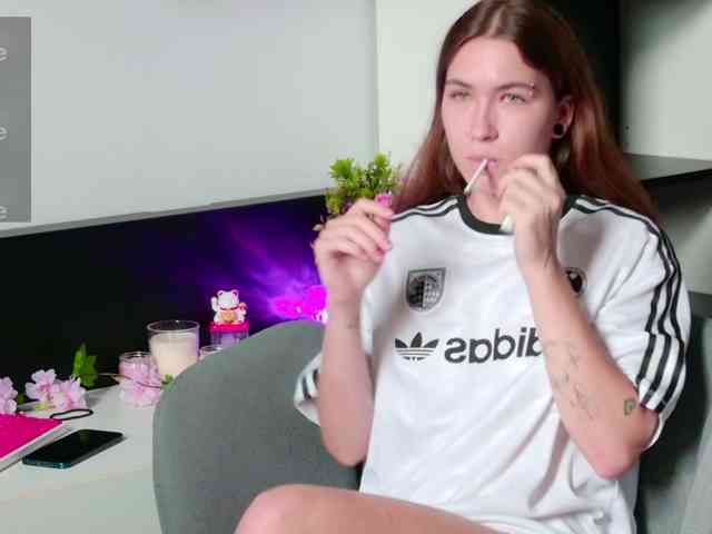 EvaVonMarx webcam