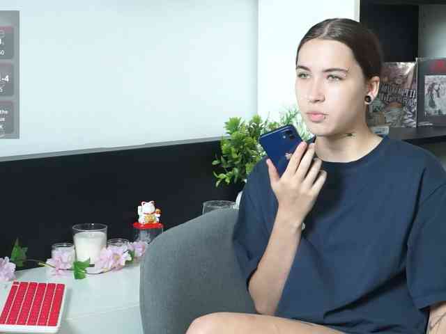 EvaVonMarx webcam