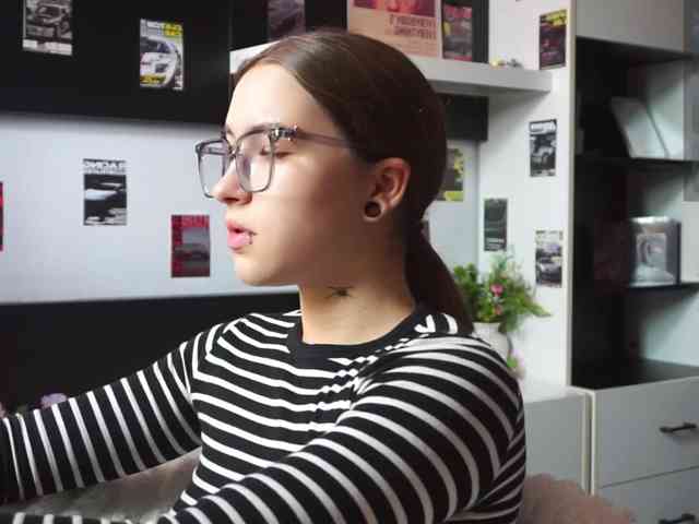 EvaVonMarx webcam