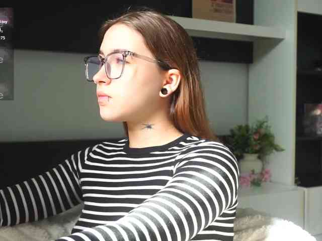 EvaVonMarx webcam