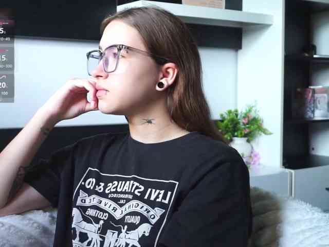 EvaVonMarx webcam