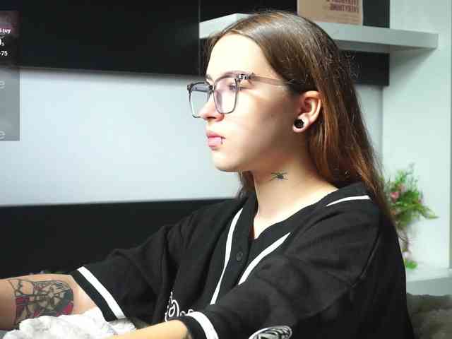 EvaVonMarx webcam