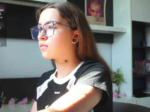 EvaVonMarx webcam