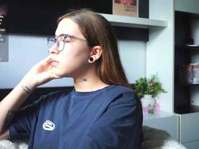 EvaVonMarx webcam