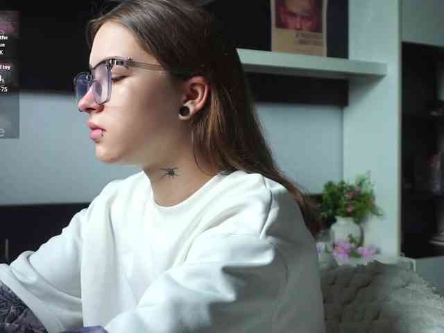 EvaVonMarx webcam