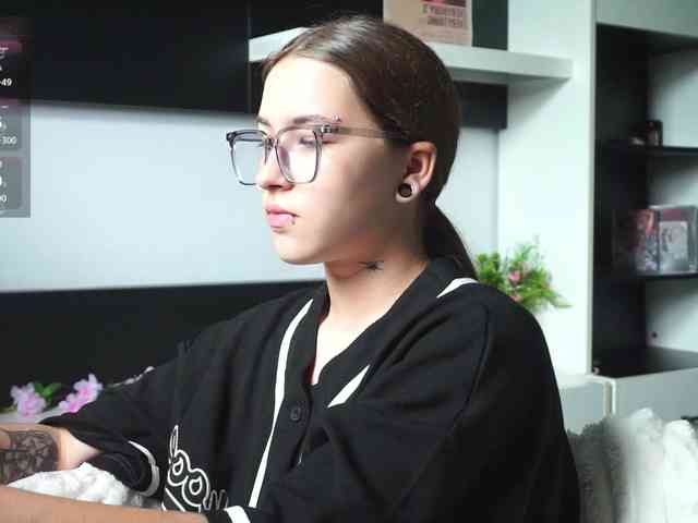 EvaVonMarx webcam