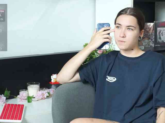 EvaVonMarx webcam