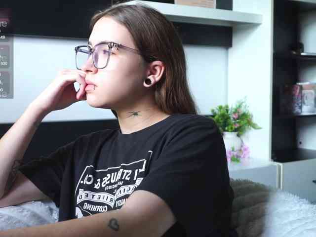 EvaVonMarx webcam