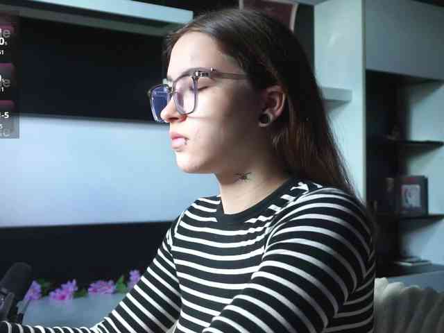EvaVonMarx webcam