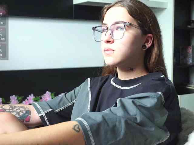 Evavonmarx's live stream