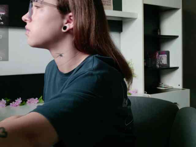 EvaVonMarx webcam