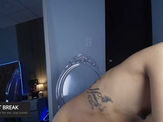 Katalleiah live cam on BongaCams