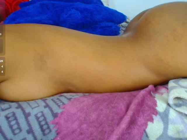 EmiliBonie webcam