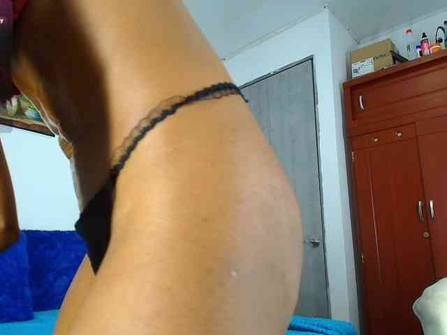 EmiliBonie webcam