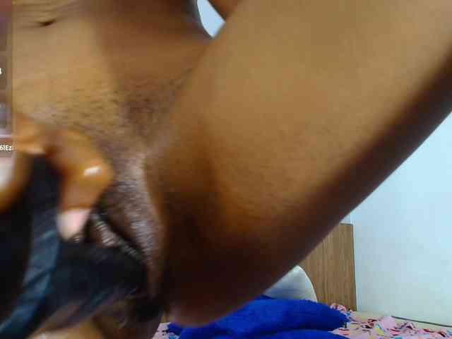 EmiliBonie webcam